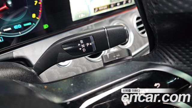 Mercedes-Benz E-Class E350 4MATIC AMG Line