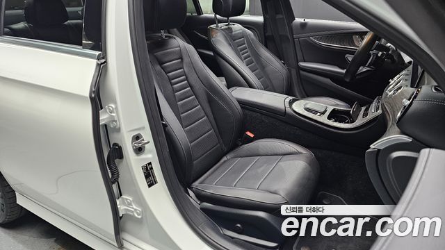Mercedes-Benz E-Class E350 4MATIC AMG Line