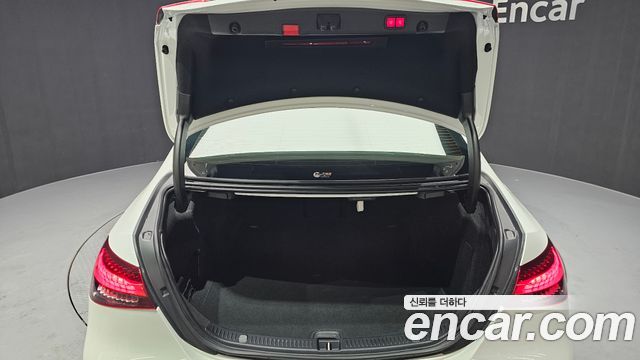 Mercedes-Benz E-Class E350 4MATIC AMG Line