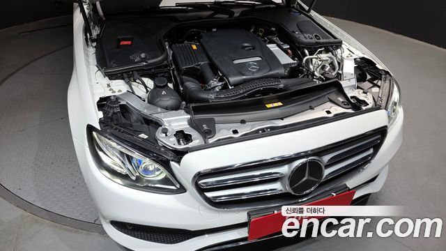 Mercedes-Benz E-Class E300 Avantgarde