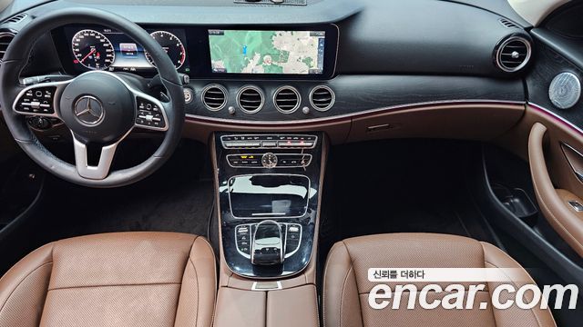 Mercedes-Benz E-Class E300 Avantgarde