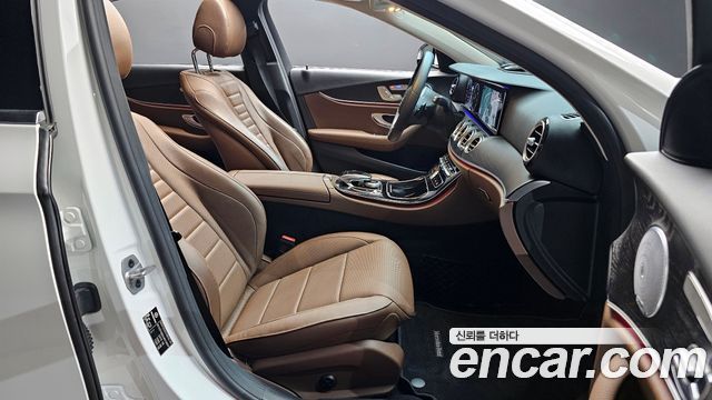 Mercedes-Benz E-Class E300 Avantgarde