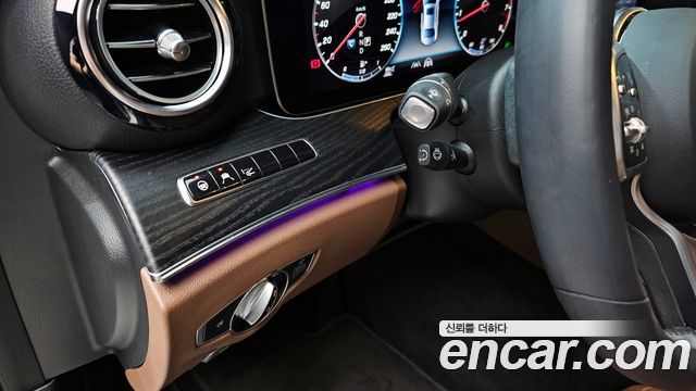 Mercedes-Benz E-Class E300 Avantgarde