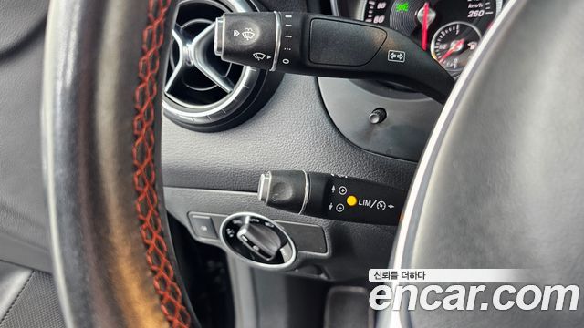 Mercedes-Benz CLA-Class CLA220 AMG Line