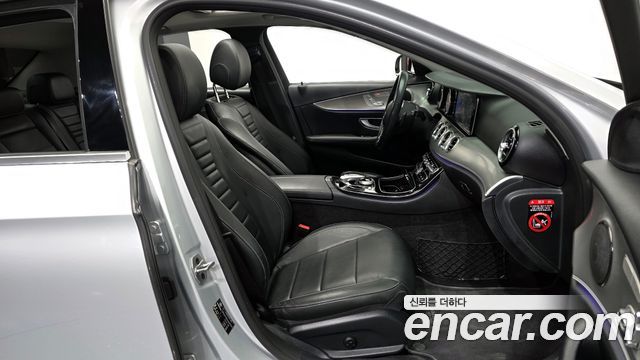 Mercedes-Benz E-Class E300 Avantgarde