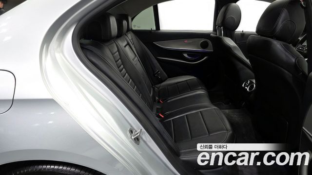 Mercedes-Benz E-Class E300 Avantgarde