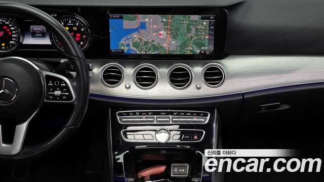 Mercedes-Benz E-Class E300 Avantgarde