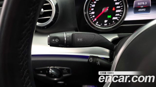 Mercedes-Benz E-Class E300 Avantgarde