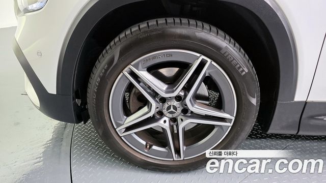 Mercedes-Benz GLB-Class GLB250 4MATIC
