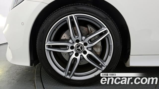 Mercedes-Benz E-Class E220d Coupe