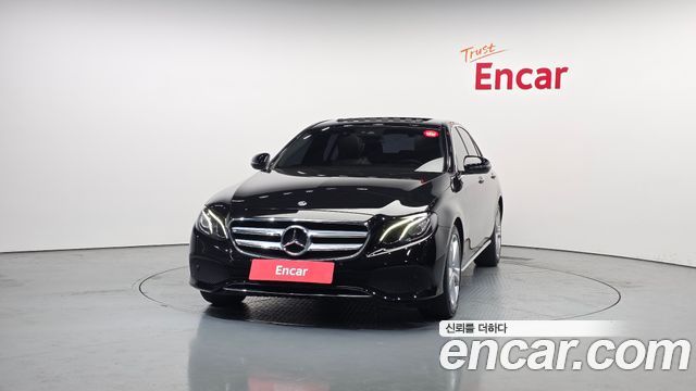 Mercedes-Benz E-Class E200 Avantgarde