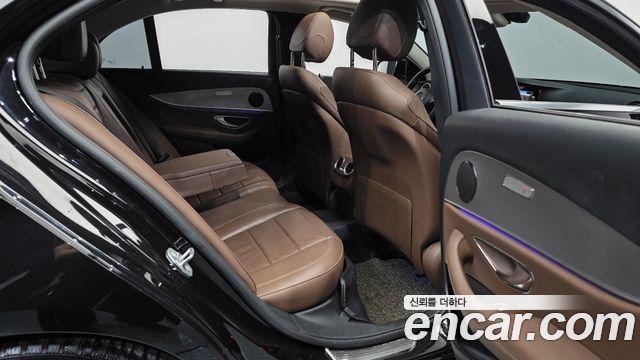 Mercedes-Benz E-Class E200 Avantgarde