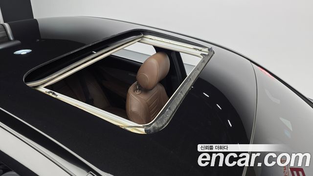 Mercedes-Benz E-Class E200 Avantgarde