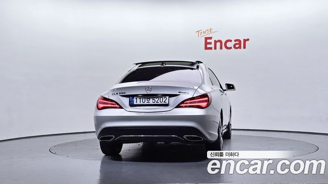 Mercedes-Benz CLA-Class CLA250 4MATIC