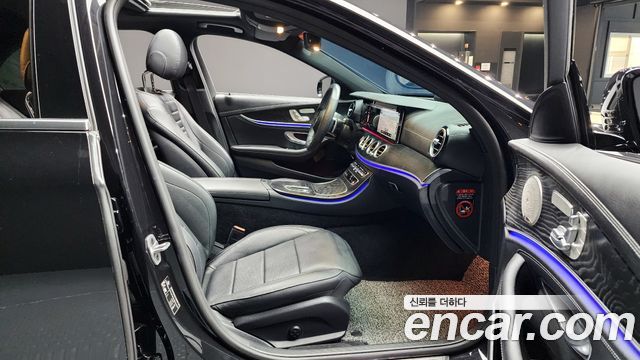 Mercedes-Benz E-Class E220d 4MATIC AMG Line