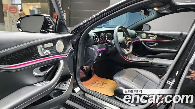Mercedes-Benz E-Class E220d 4MATIC AMG Line