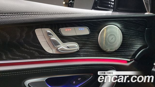 Mercedes-Benz E-Class E220d 4MATIC AMG Line