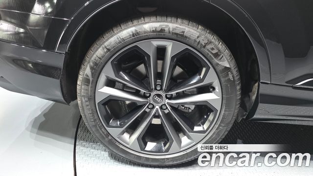 Audi Q7 55 TFSI Quattro Premium