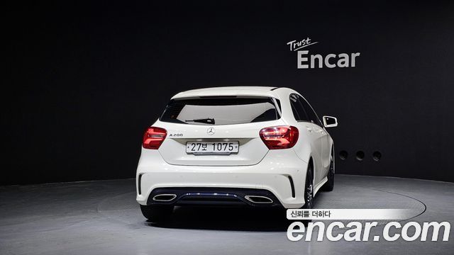 Mercedes-Benz A-Class A200 AMG Line