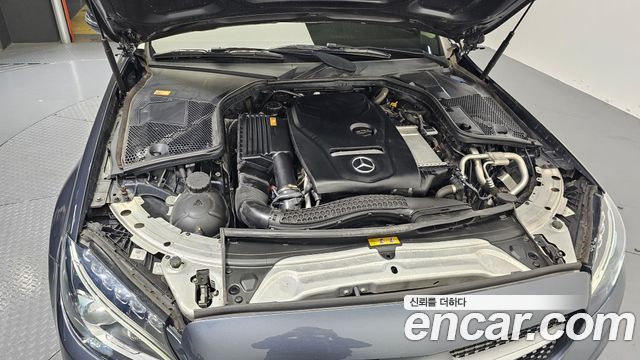 Mercedes-Benz C-Class C200