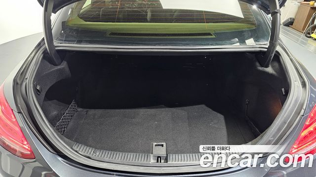 Mercedes-Benz C-Class C200