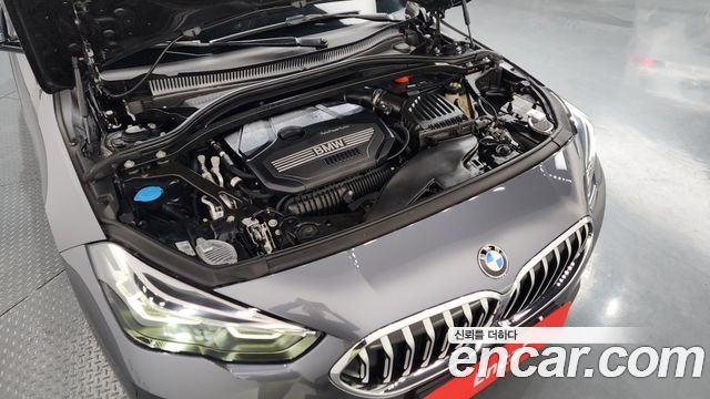 BMW 2-Series 220i Advantage