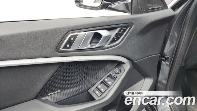 BMW 2-Series 220i Advantage