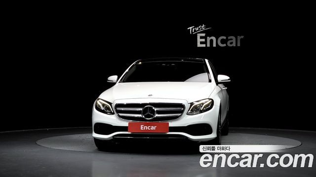 Mercedes-Benz E-Class E300 4MATIC AV Intelligent Drive