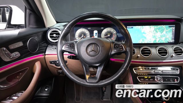 Mercedes-Benz E-Class E300 4MATIC AV Intelligent Drive
