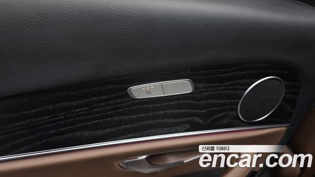 Mercedes-Benz E-Class E300 4MATIC AV Intelligent Drive
