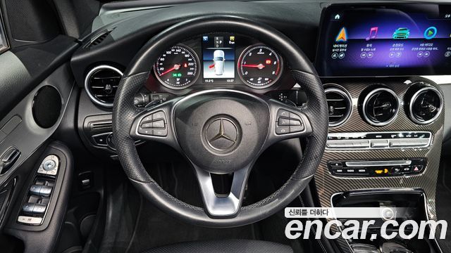 Mercedes-Benz GLC-Class GLC220 d 4MATIC