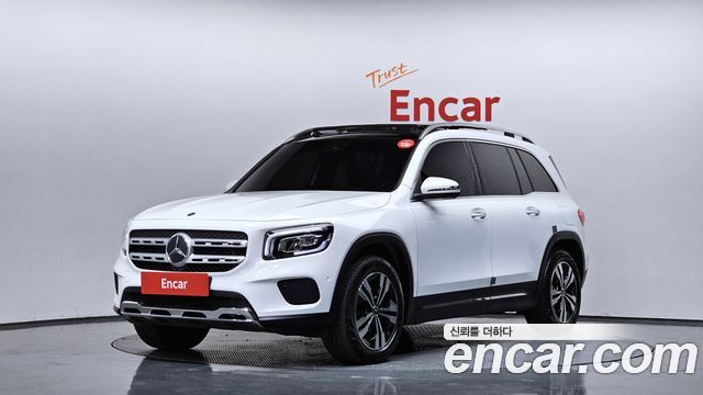 Mercedes-Benz GLB-Class GLB220