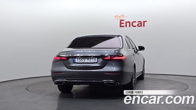 Mercedes-Benz E-Class E250 Avantgarde