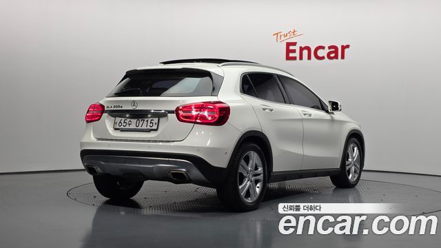 Mercedes-Benz GLA-Class GLA200 d