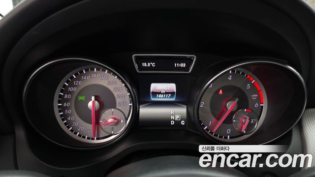 Mercedes-Benz GLA-Class GLA200 d
