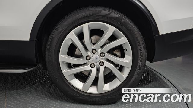 Land Rover Discovery 3.0 TD6 HSE