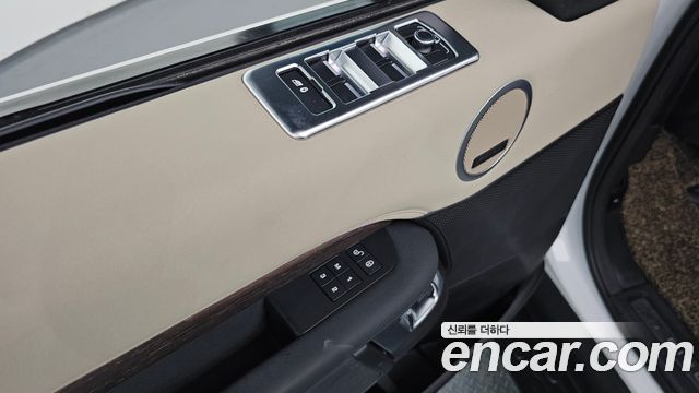 Land Rover Discovery 3.0 TD6 HSE