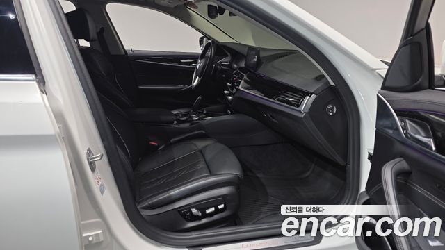 BMW 5-Series 520d Luxury Plus