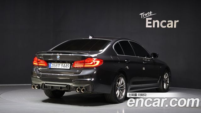 BMW 5-Series 520d xDrive M Sport Package