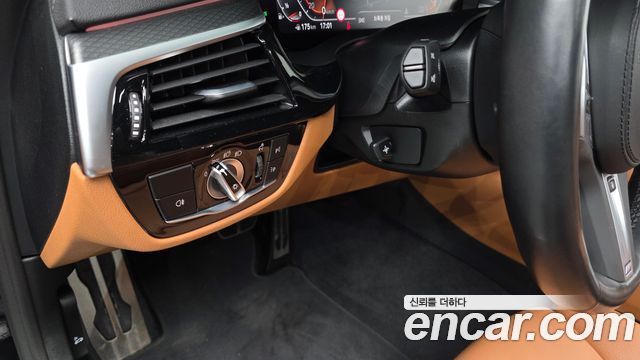 BMW 5-Series 520i M Sport