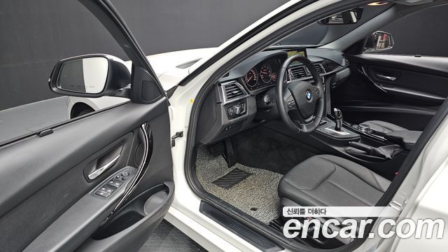 BMW 3-Series 320d