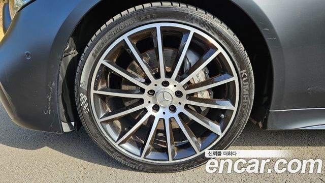 Mercedes-Benz CLS-Class CLS400d 4MATIC AMG Line
