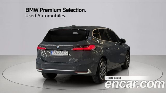BMW 2-Series 220i Luxury