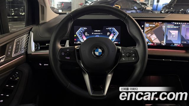 BMW 2-Series 220i Luxury