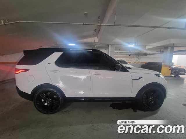 Land Rover Discovery D350 Dynamic HSE