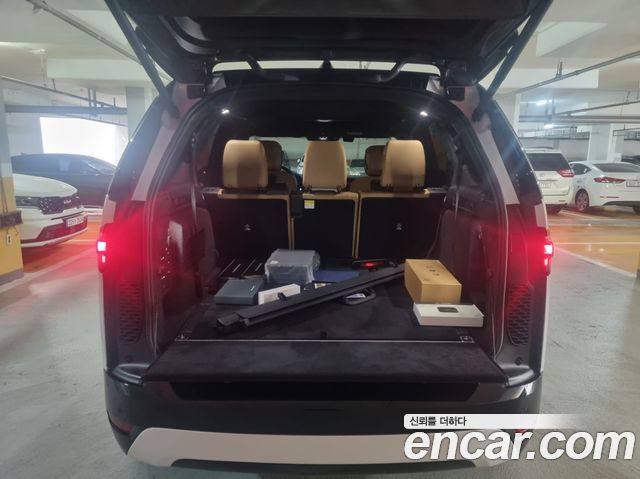 Land Rover Discovery D350 Dynamic HSE