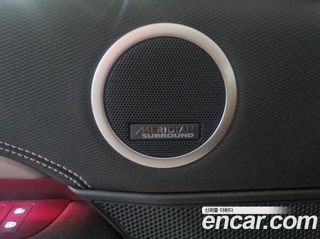Land Rover Discovery D350 Dynamic HSE