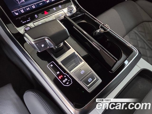Audi Q8 55 TFSI Quattro Premium