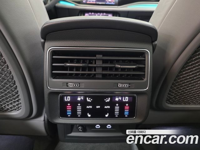 Audi Q8 55 TFSI Quattro Premium
