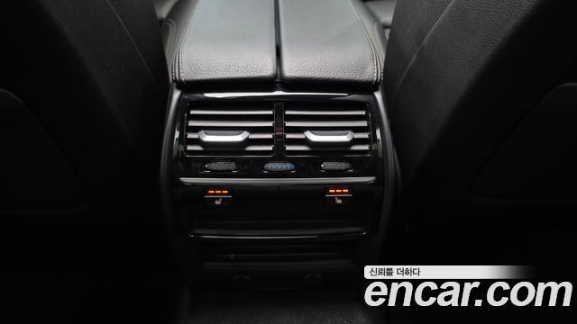 BMW 5-Series 530i xDrive M Sport Package